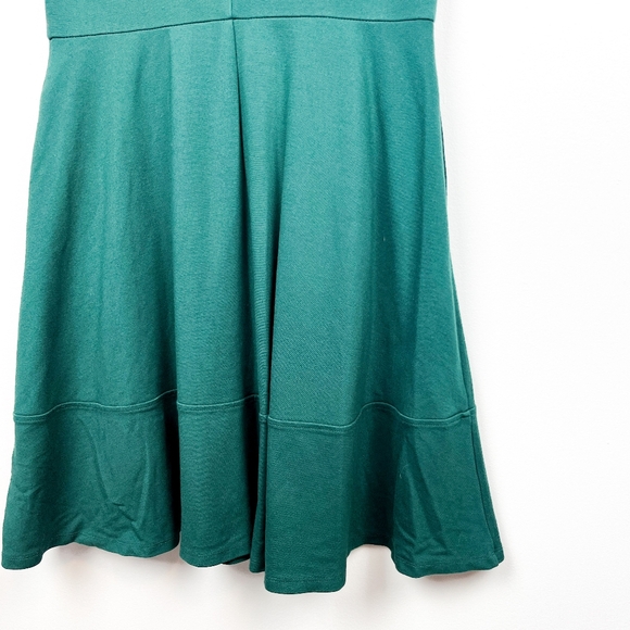 Ricki's Short Sleeve Green Midi Dress - Picture 9 of 10